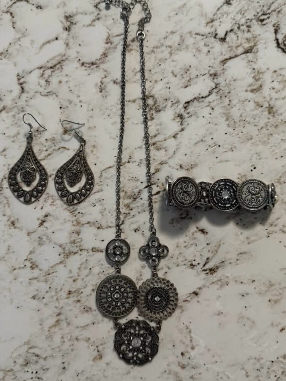 Vintage Boho Silver Tone Filigree Medallion Necklace Earring & Bracelet Set
